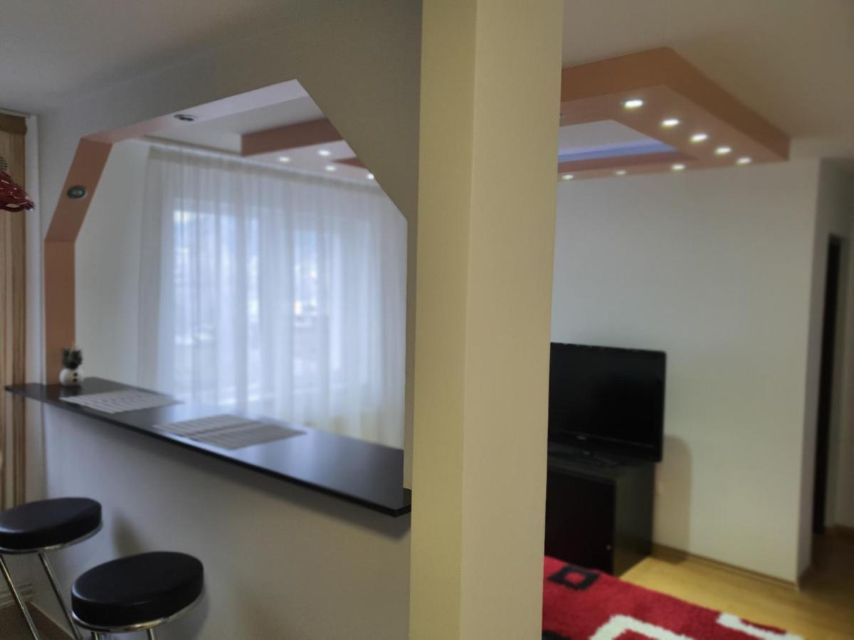 19 Residence Apartment Cavnic Luaran gambar